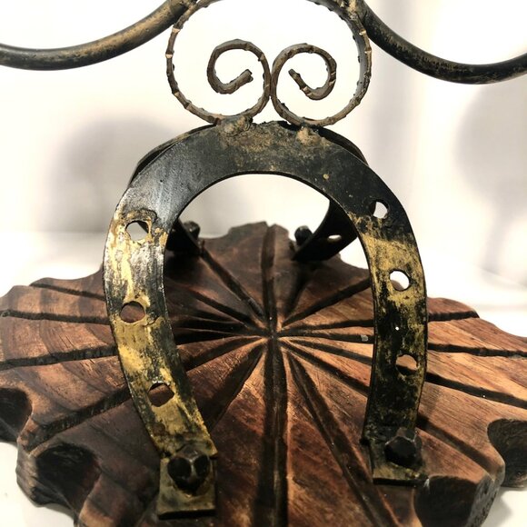 Wooden Vintage Brutalist Candelabra with horseshoe base. Made in Spain. - Picture 6 of 8